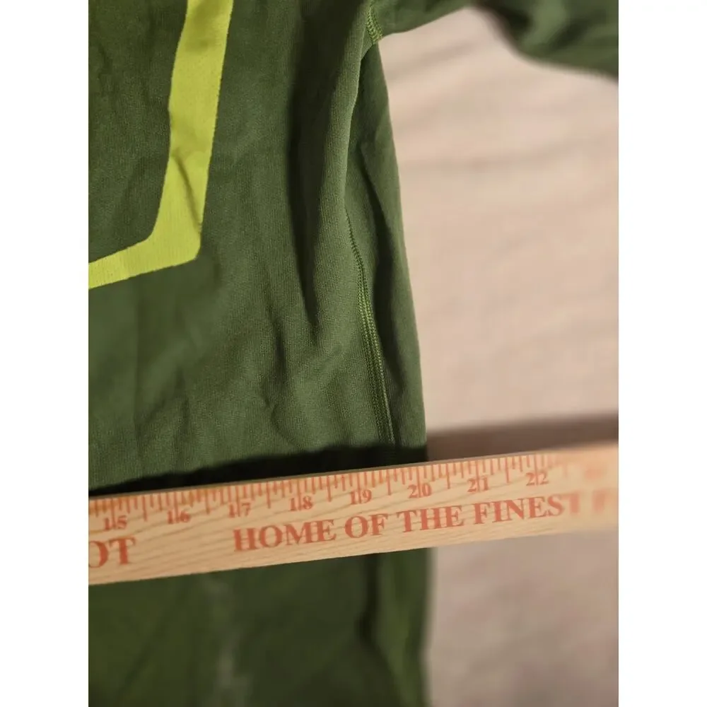 The North Face Flight Series Men’s L Green Lightweight Running Tee
